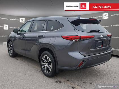 used 2023 Toyota Highlander car, priced at $46,990