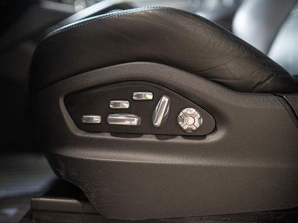 used 2021 Porsche Cayenne car, priced at $105,900