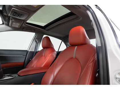 used 2021 Toyota Camry Hybrid car, priced at $32,998