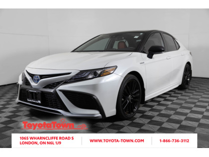 used 2021 Toyota Camry Hybrid car, priced at $33,998