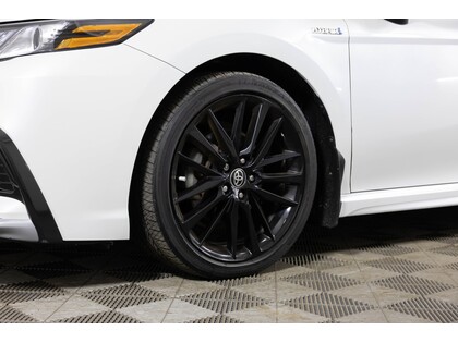 used 2021 Toyota Camry Hybrid car, priced at $32,998