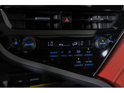 used 2021 Toyota Camry Hybrid car, priced at $32,998