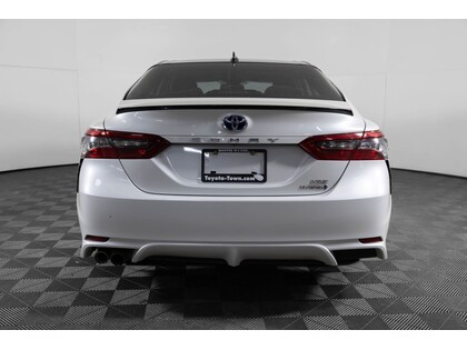 used 2021 Toyota Camry Hybrid car, priced at $32,998