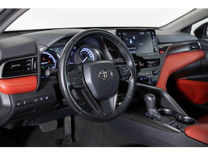used 2021 Toyota Camry Hybrid car, priced at $32,998