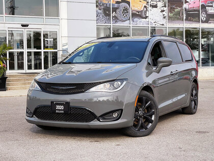 used 2020 Chrysler Pacifica car, priced at $26,710