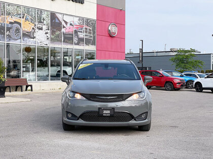 used 2020 Chrysler Pacifica car, priced at $26,710