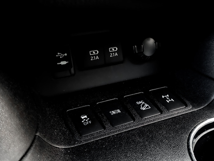 used 2018 Toyota Highlander car, priced at $38,995