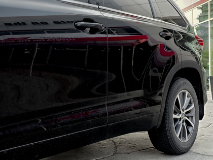 used 2018 Toyota Highlander car, priced at $38,995