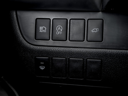 used 2018 Toyota Highlander car, priced at $38,995