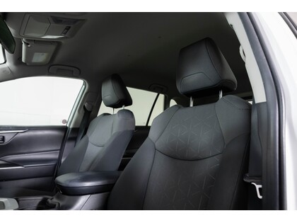 used 2020 Toyota RAV4 car, priced at $27,998