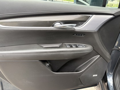 used 2020 Cadillac XT6 car, priced at $29,950