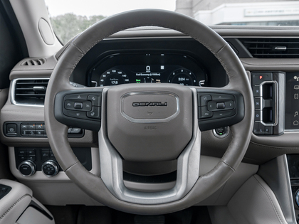 used 2023 GMC Yukon car, priced at $88,993