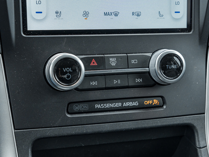 used 2021 Ford Edge car, priced at $18,993