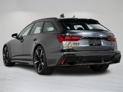 used 2021 Audi RS 6 Avant car, priced at $113,900