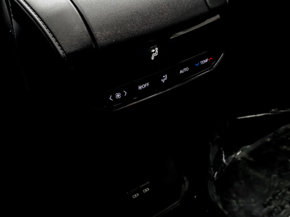 used 2024 Toyota Highlander car, priced at $59,995