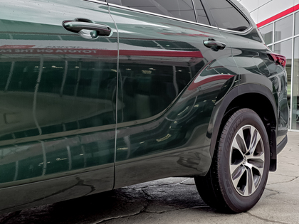 used 2024 Toyota Highlander car, priced at $59,995