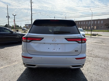 used 2024 Mitsubishi Outlander car, priced at $38,950