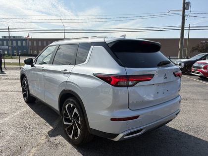used 2024 Mitsubishi Outlander car, priced at $38,950