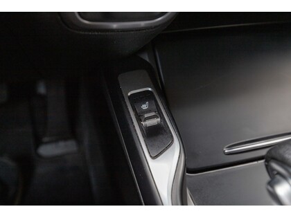 used 2023 Kia Sorento car, priced at $34,988