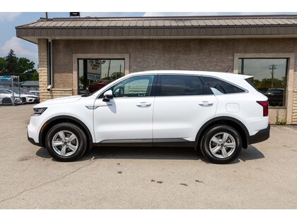 used 2023 Kia Sorento car, priced at $34,988