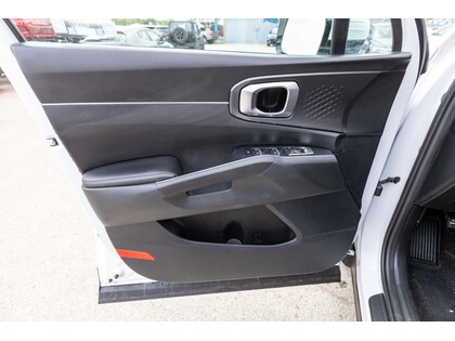 used 2023 Kia Sorento car, priced at $34,988