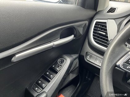 used 2023 Kia Seltos car, priced at $24,407