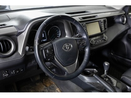 used 2016 Toyota RAV4 Hybrid car, priced at $26,998