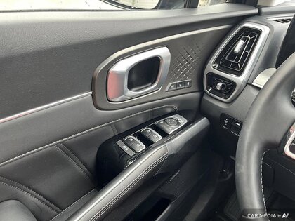 used 2023 Kia Sorento car, priced at $43,942
