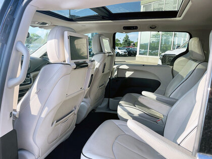used 2017 Chrysler Pacifica car, priced at $28,320