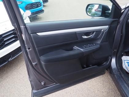 used 2018 Honda CR-V car, priced at $27,900