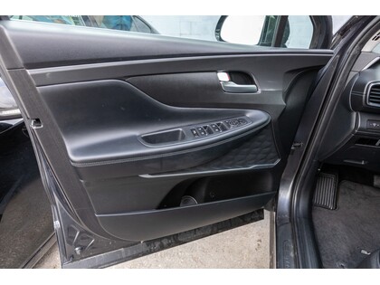 used 2022 Hyundai Santa Fe car, priced at $35,988