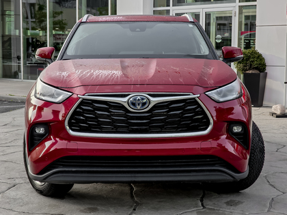 used 2024 Toyota Highlander car, priced at $63,995
