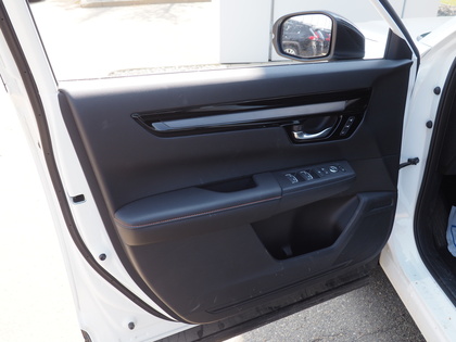 used 2025 Honda CR-V Hybrid car, priced at $46,900
