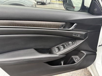 used 2022 Honda Accord Hybrid car, priced at $33,950