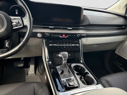 used 2023 Kia Carnival car, priced at $48,495