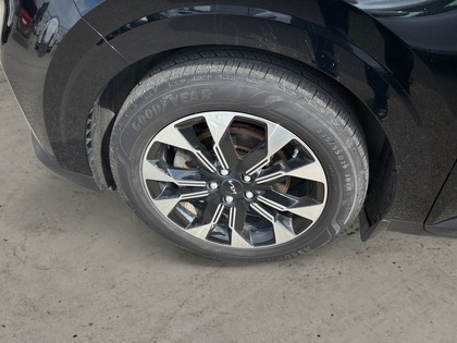 used 2023 Kia Carnival car, priced at $48,495