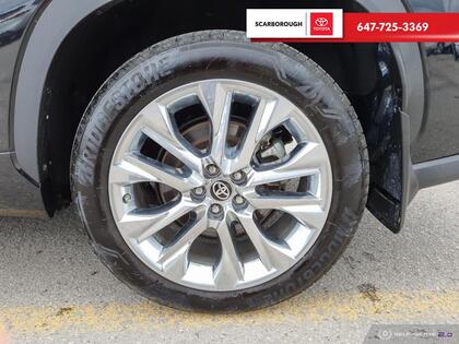 used 2024 Toyota Highlander car, priced at $62,990