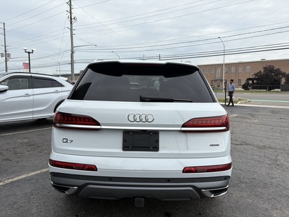 used 2021 Audi Q7 car, priced at $46,950