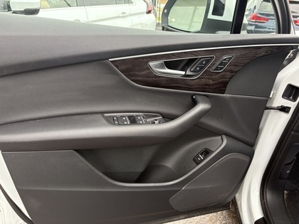 used 2021 Audi Q7 car, priced at $46,950