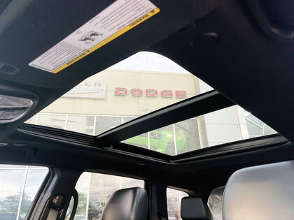 used 2019 Jeep Grand Cherokee car, priced at $31,696