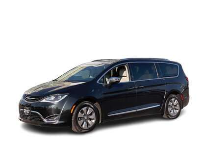 used 2017 Chrysler Pacifica car, priced at $28,320