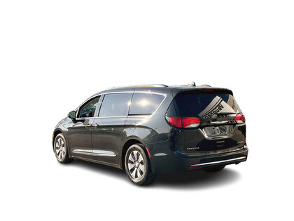 used 2017 Chrysler Pacifica car, priced at $28,320