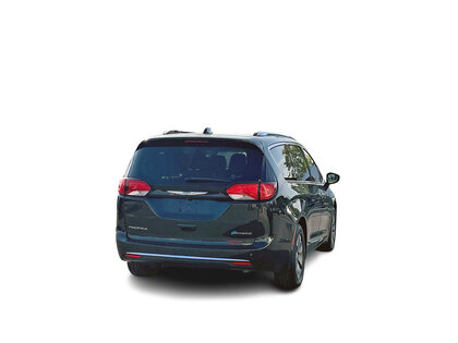 used 2017 Chrysler Pacifica car, priced at $28,320