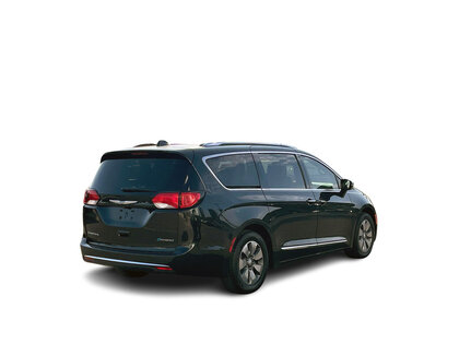 used 2017 Chrysler Pacifica car, priced at $28,320