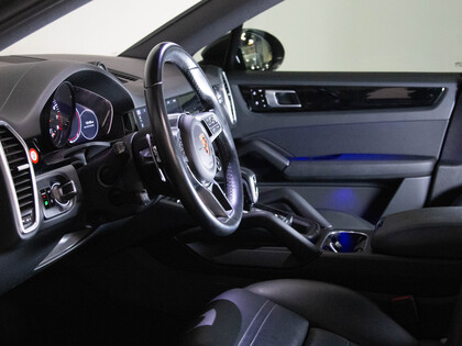 used 2020 Porsche Cayenne car