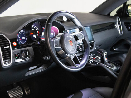 used 2020 Porsche Cayenne car