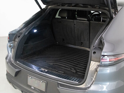 used 2020 Porsche Cayenne car