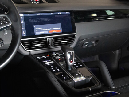 used 2020 Porsche Cayenne car