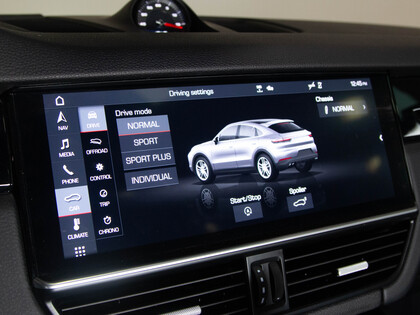used 2020 Porsche Cayenne car