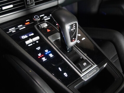used 2020 Porsche Cayenne car